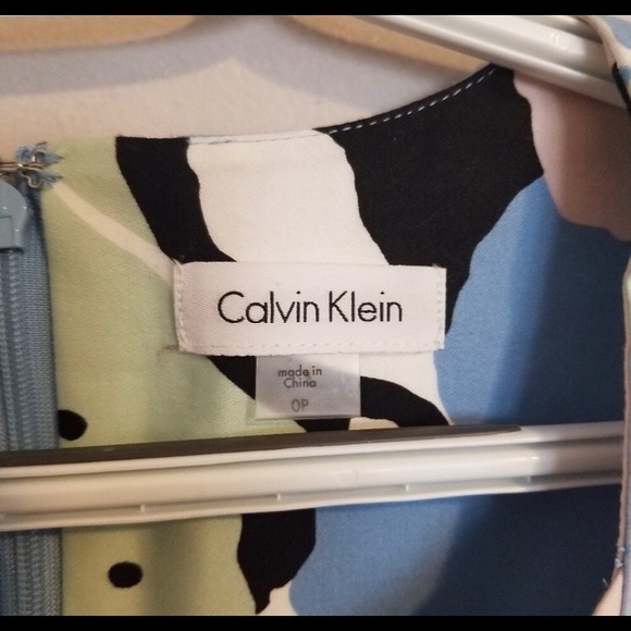 Calvin Klein spring dress size 0P - Picture 4 of 5